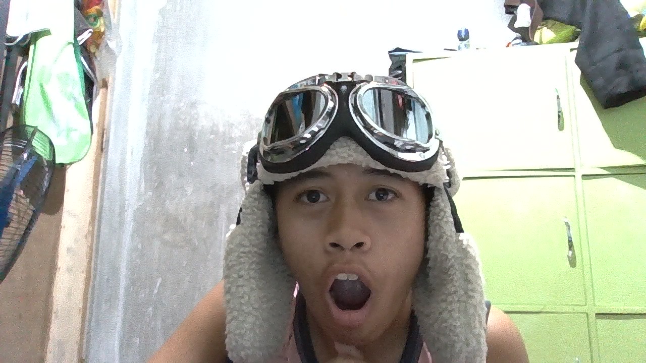 😲